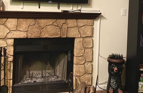 Stroudsburg House | Go karts, skiing, Atv tours, waterpark, spa, shopping less than 24 minutes away!