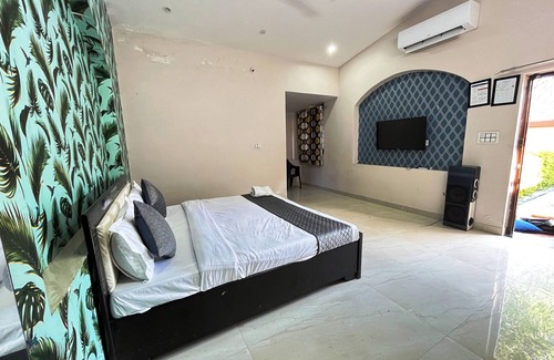 Bedla Hotel | GoBravo 2BR Lux Villa wt Pvt Pool Udapur