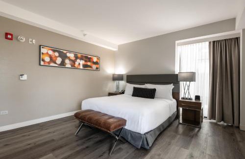 Near North Side Hotel | Godfrey Hotel Chicago