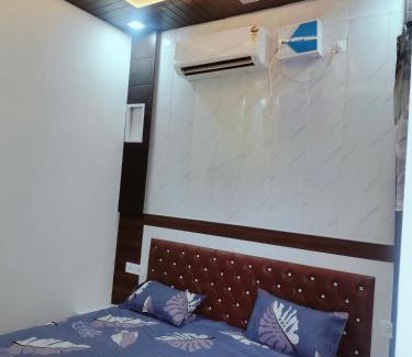 Chhata House | Goenka Home Stay Barsana