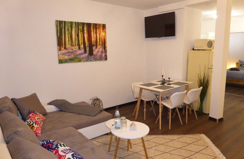 Jena Apartment | Goethe apartment, near center & university, free wifi, parking, 2 bedrooms