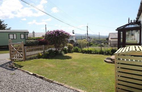 Llandanwg Cottage | GOETRA, pet friendly, country holiday cottage in Llandanwg