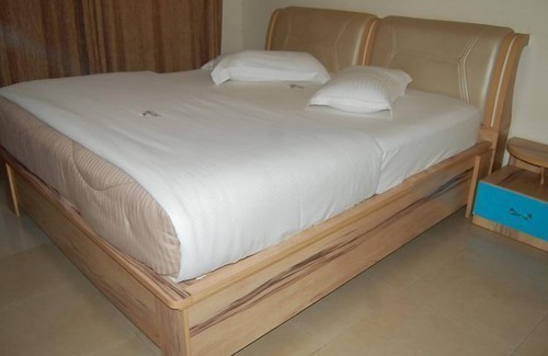 Kampala Hotel | GoExpat Safaris