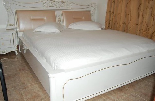 Kampala Hotel | GoExpat Safaris