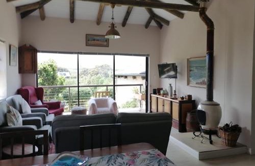 Pringle Bay Apartment | Gogo's garden apartment