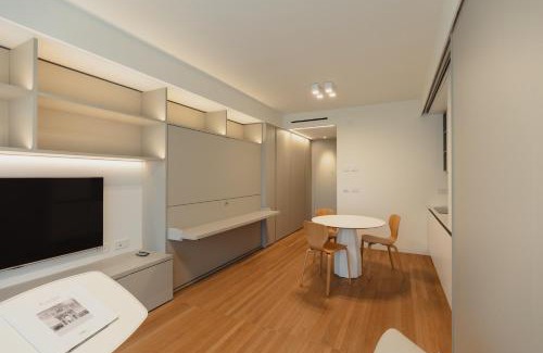 Gioia Apartment | GoHost - Stylish Apartment 10 Min from Central Station