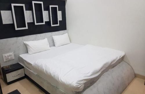 Malpura Hotel | Gokul Hotel