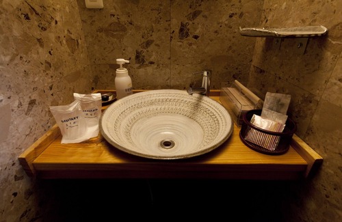 Takaharu House | Gokuraku Onsen Takumi No Yado