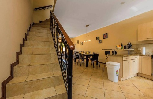 Gold Coast House | Gold Coast - 2BR3BA Gated Community w/Pools & Gym