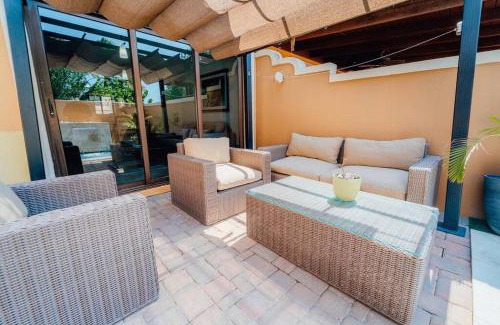 Gold Coast House | Gold coast beautiful house with private pool