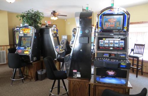 Deadwood Hotel | Gold Country Inn