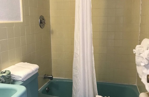 Wildwood Crest Hotel | Gold Crest Motel