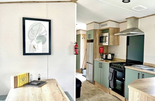 Harvington House | Gold Deluxe 2 Bed sleeps 6 Pet friendly