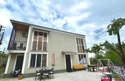Kutaisi House | Gold Guest House