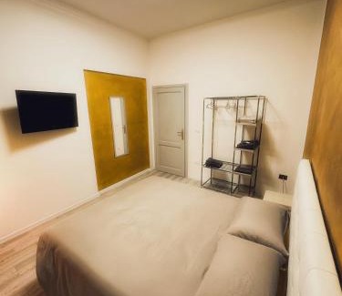 Ravenna House | Gold house