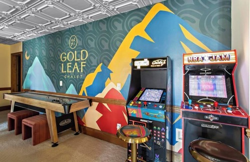 Helen House | Gold Leaf Chalet Summ