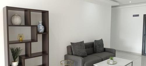 Houghton Estate House | Gold Rush Oasis