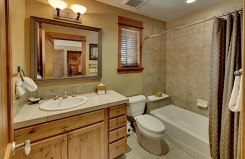 Truckee House | Gold Rush Trail 12560 by East West Hospitality