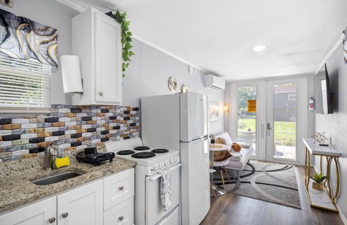Durant Apartment | Gold Star Escape – Cozy & Quiet Little Retreat