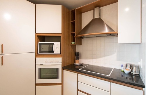 Gordons Bay Central Apartment | Gold Water