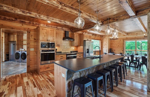 Logan Cabin | Golden Acres Lodge - 40 acres, trails, theater, pond, bocce, hot tub, starlink