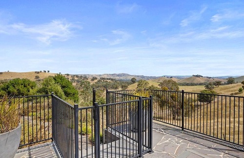 Limestone House | Golden Ash Grove Eco Farm - Yea area