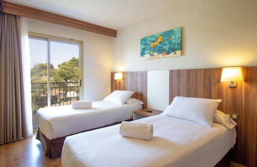 Salou City Centre Hotel | Golden Avenida Family Suites