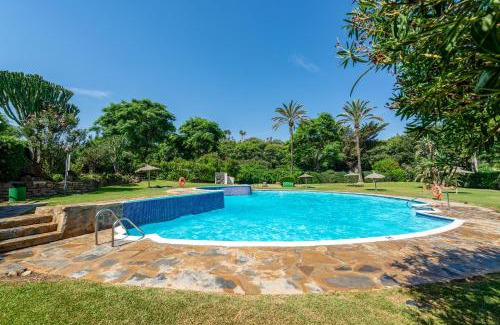 Bahia Dorada Apartment | Golden Bay Apartment