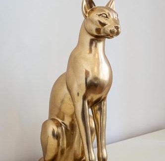 Vysehrad Apartment | Golden Cat Suite