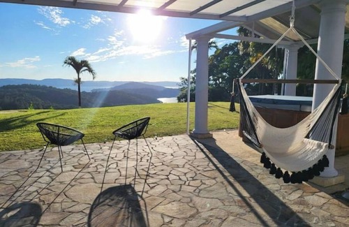 Nuevo Arenal House | Golden Clouds