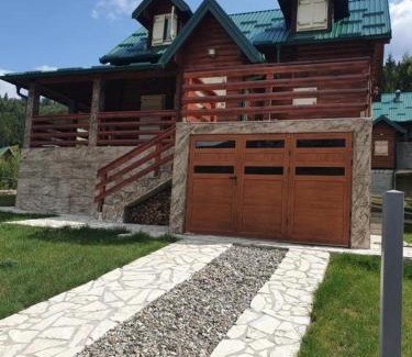 Montenegro House | Golden Eagle Jelovica