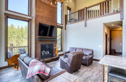 Lead House | Golden Eagle`s