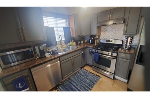 Southeastern Sacramento House | Golden Family Getaway