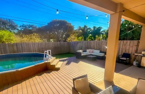 Croissant Park Villa | Golden Fox Downtown Pool House