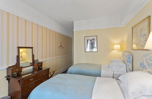 Lower Nob Hill Hotel | Golden Gate Hotel