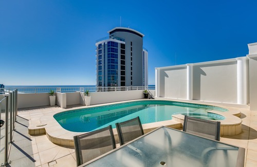 Surfers Paradise Apartment | Golden Gate - Q Stay