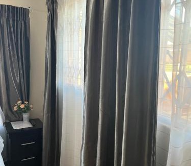 Greater Johannesburg Metropolitan Area House | Golden Glory Manor