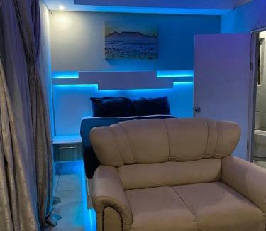 Evaton House | Golden Highway Guesthouse Evaton