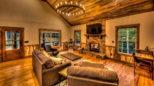 Morganton House | Golden Hour