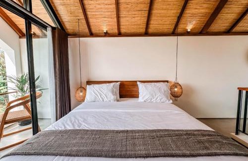 Padonan Villa | Golden Hour Villas - Paradiso