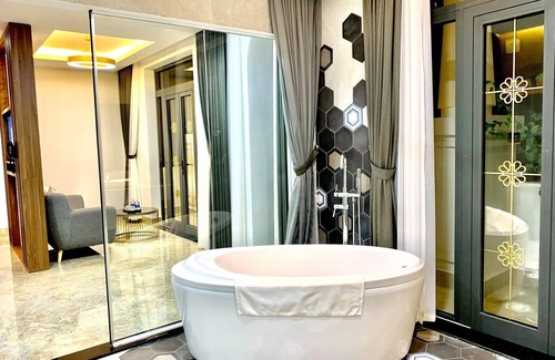 Hue City Centre Hotel | Golden Inn Hotel