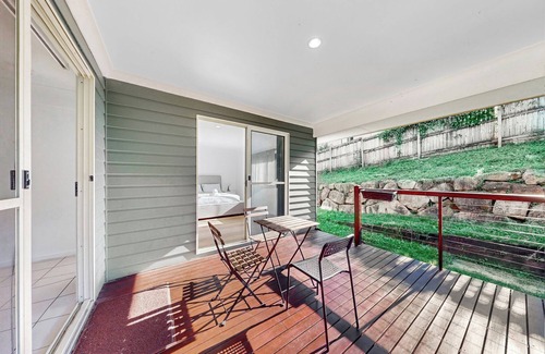 Upper Coomera House | Golden Moments - 4Bedroom Home - Coomera