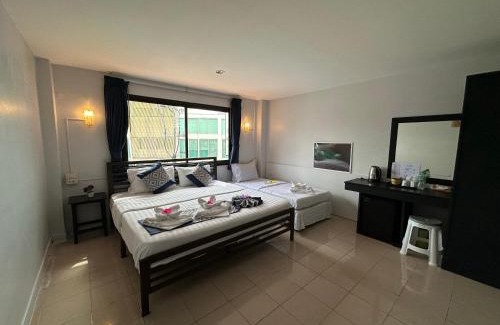 Chaweng City Center Hotel | Golden Monkey Samui