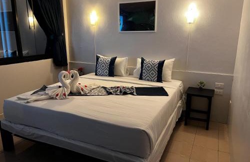 Chaweng City Center Hotel | Golden Monkey Samui