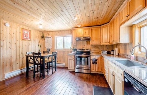 Coal Creek Canyon Cabin | Golden oasis near Eldora Ski ✨/420 Friendly ✅nn