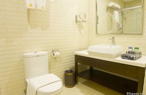 Barangay 76 Hotel | Golden Phoenix Hotel Manila