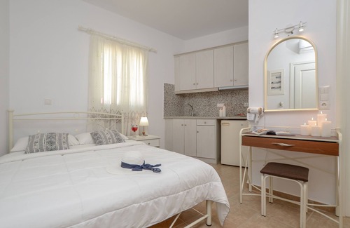 Plaka House | Golden Sand Naxos