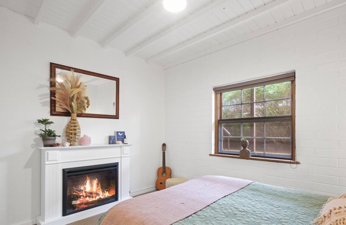 Henley Beach South Apartment | Golden Sands, Beachside, Secure Parking, WiFi & Netflix