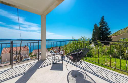 Zupa dubrovacka Apartment | Golden SeaView Holiday Home