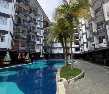Bagan Pinang Apartment | Golden Straits Villas Beach Resort